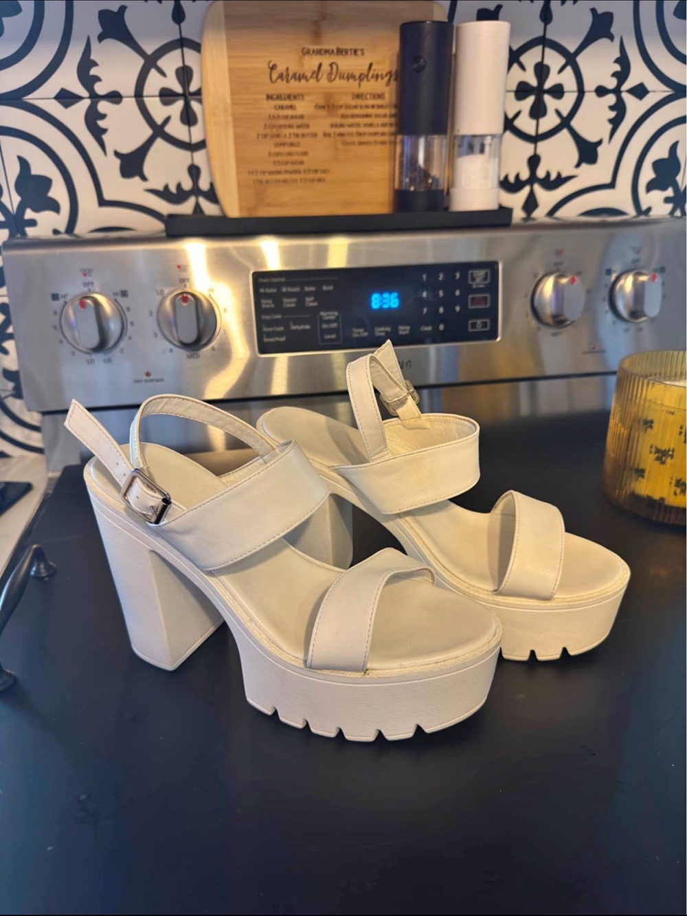 MdE Brand — Chunky open toe heels